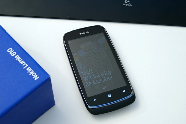 Nokia Lumia 610 (13).jpg